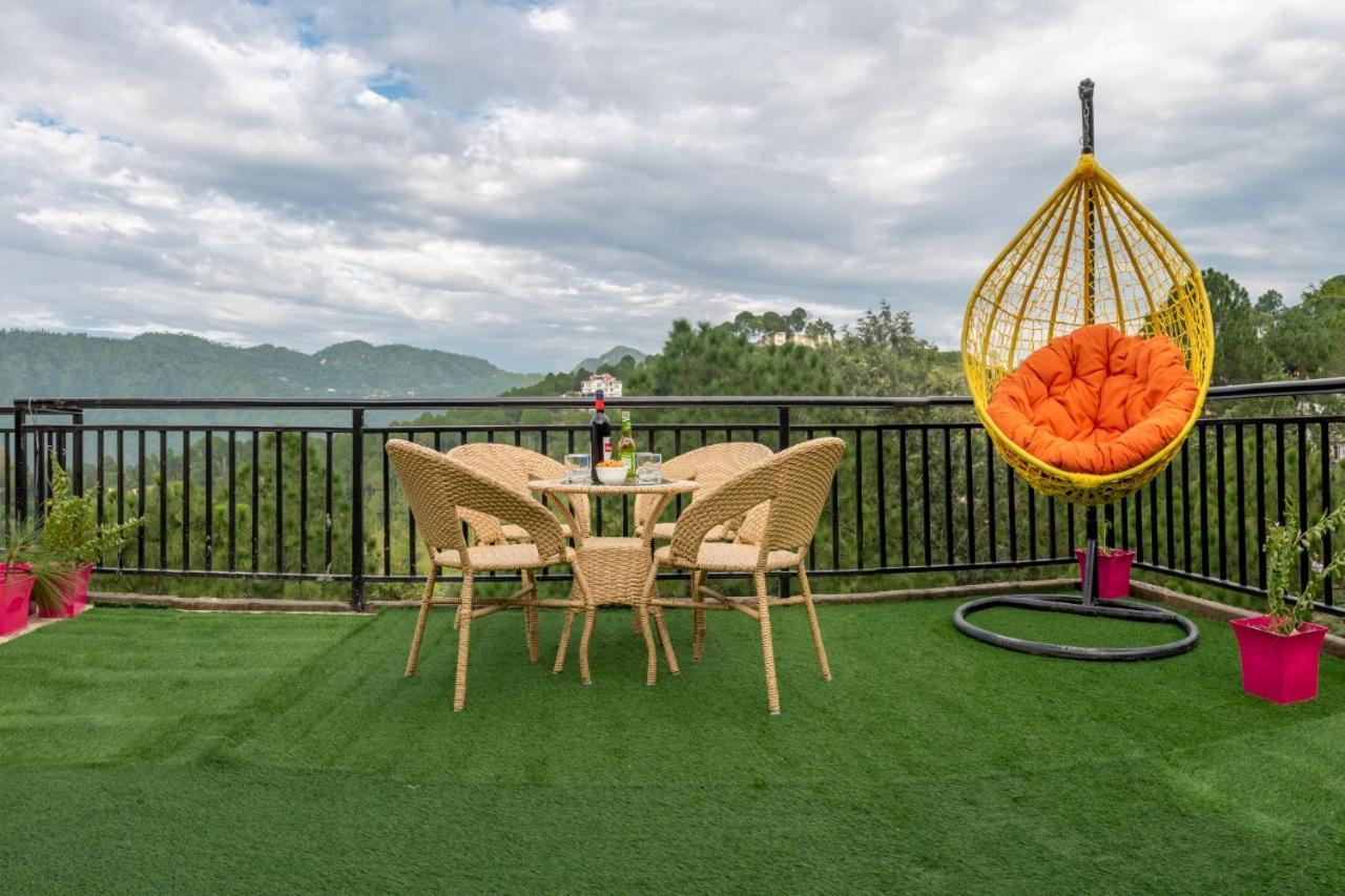 Himalyan Basera I Pvt Balcony I Serviced Apt I By Exotic Stays Касаули Экстерьер фото